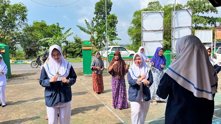 Milad yang ke 6 STIKes Bakti Utama Pati